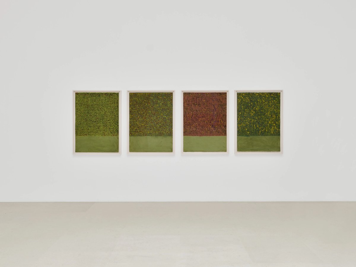Vue de l’exposition « Brice Marden : Works on Paper » chez Gagosian, Paris. © 2025 Estate of Brice Marden/Artists Rights Society (ARS), New York. Photo Thomas Lannes. Courtesy Gagosian