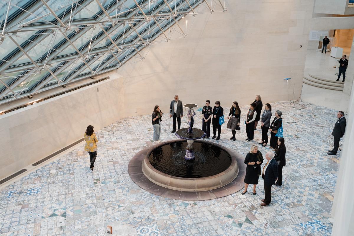 Assemblée Générale de la Fédération mondiale des Amis des Musées au MUDAM Luxembourg, mai 2024. 

© Marion Dessard