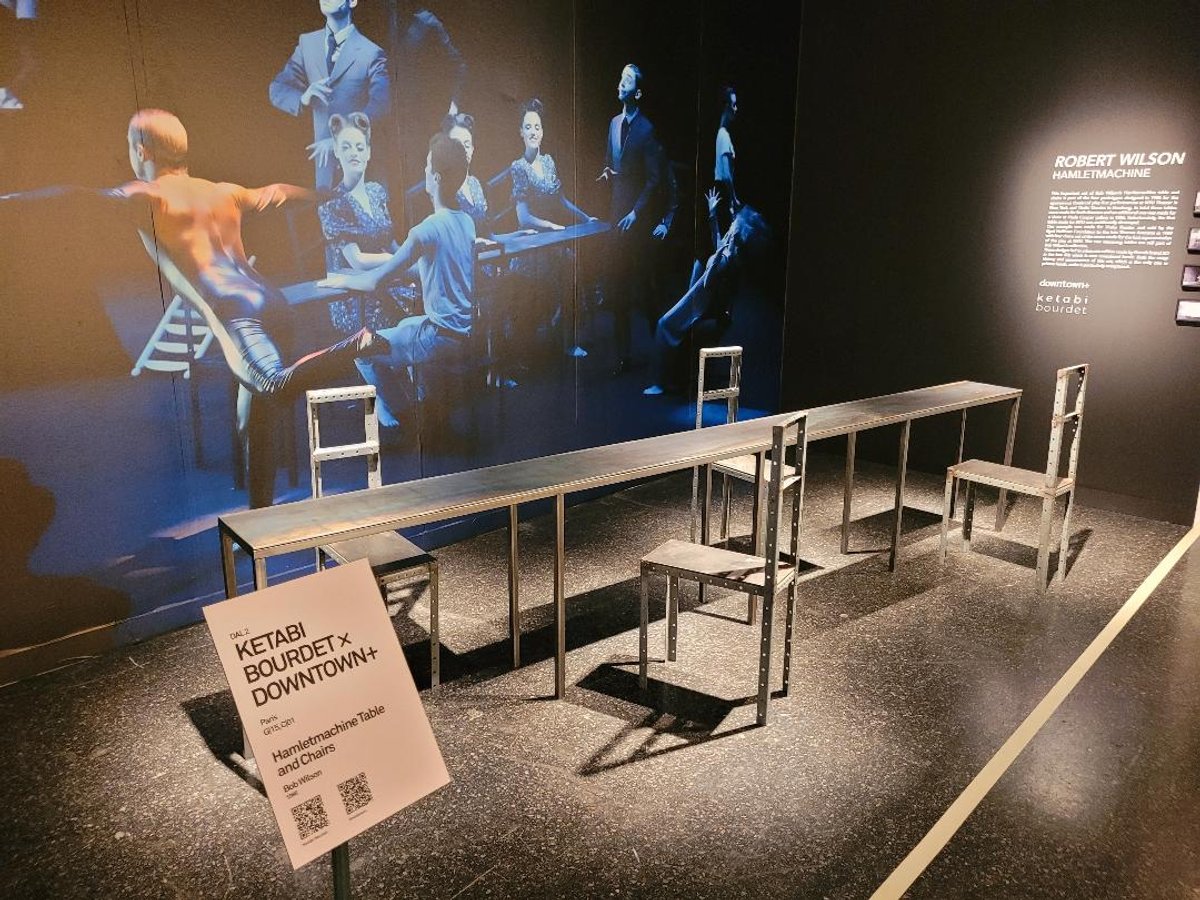 Table de Robert Wilson présentée par Ketabi Bourdet et Laffanour+ à Design Miami Basel 2024. Photo A.C.