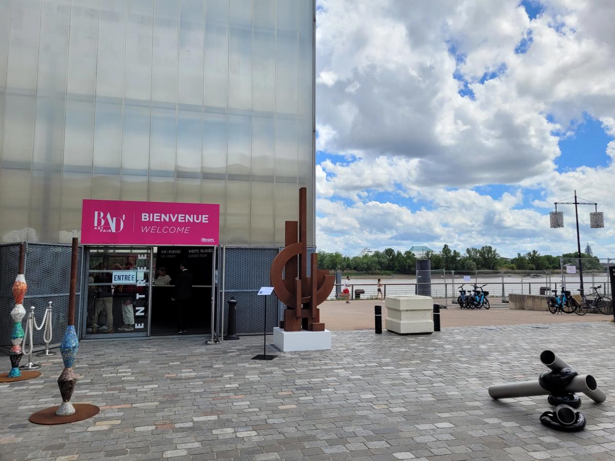 La sculpture s'invite cette année à l'entrée de la foire Bad+ à Bordeaux. Photo : A.C.