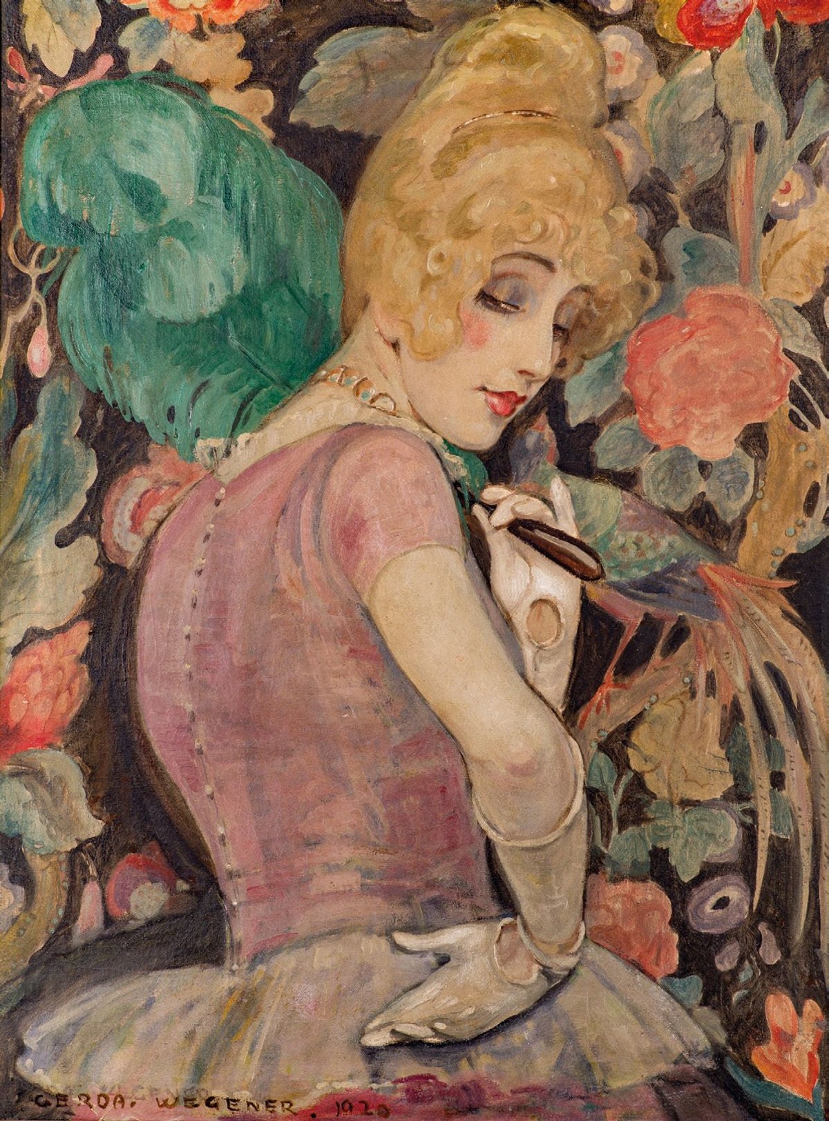 Gerda Wegener, Lili med fjerkost (Lili à l’éventail de plumes), 1920, huile sur toile, collection particulière, Danemark. Photo Morten Pors