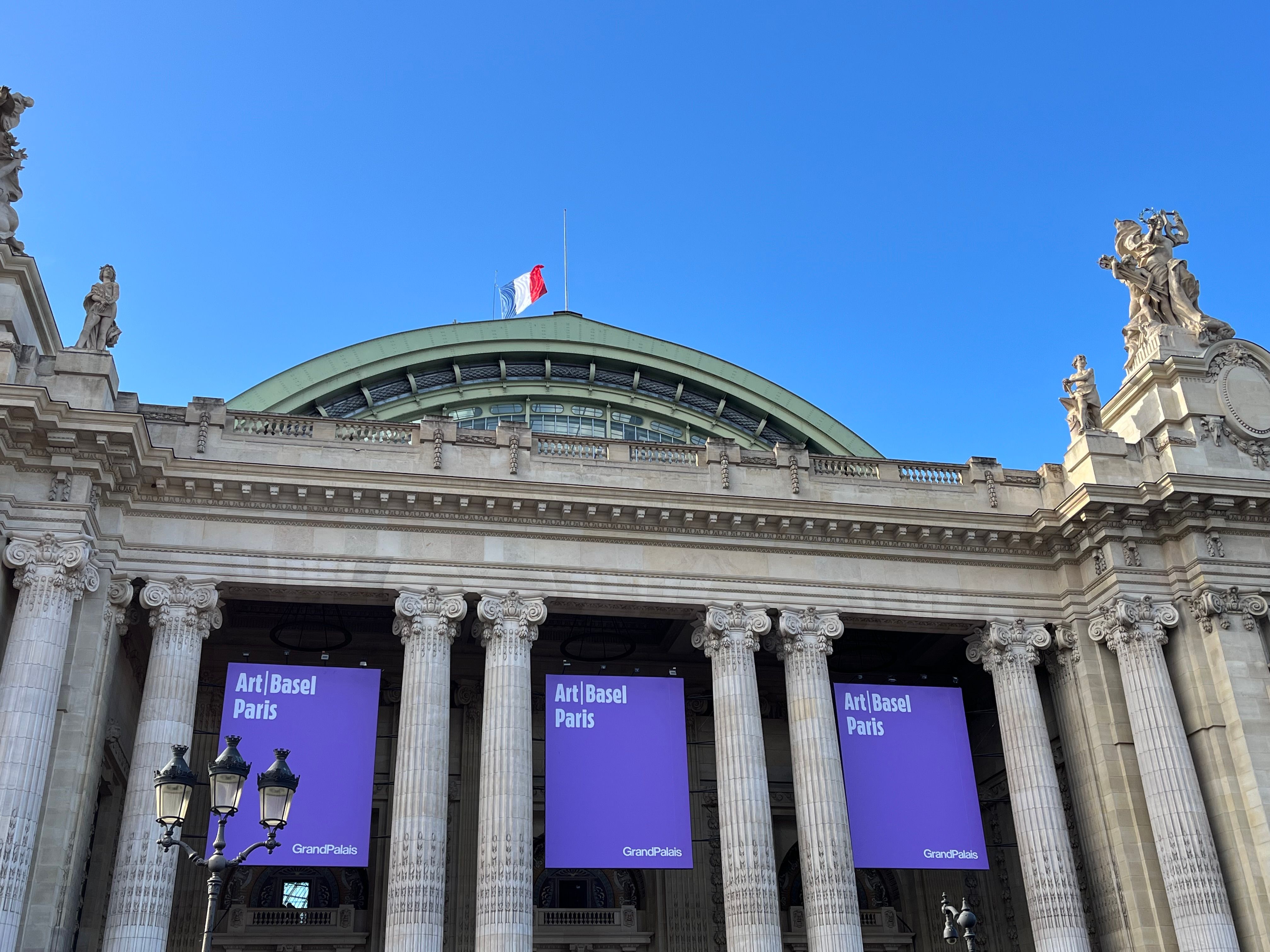 L'édition 2026 de la foire Art Basel Paris au Grand Palais, le 21 octobre. Photo : Stéphane Renault