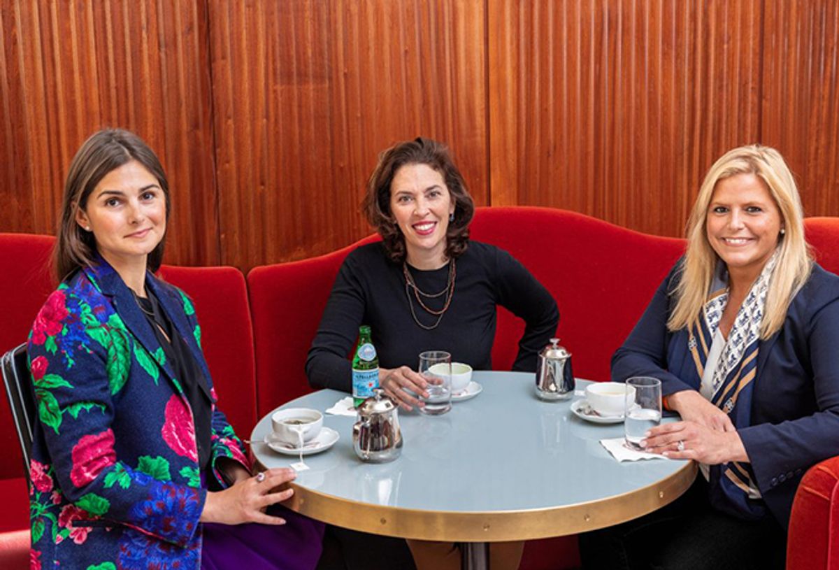 De gauche à droite : Broke Lampley, Amy Cappellazzo et Mari-Claudia Jiménez. Photo : Julian Cassady pour Sotheby’s