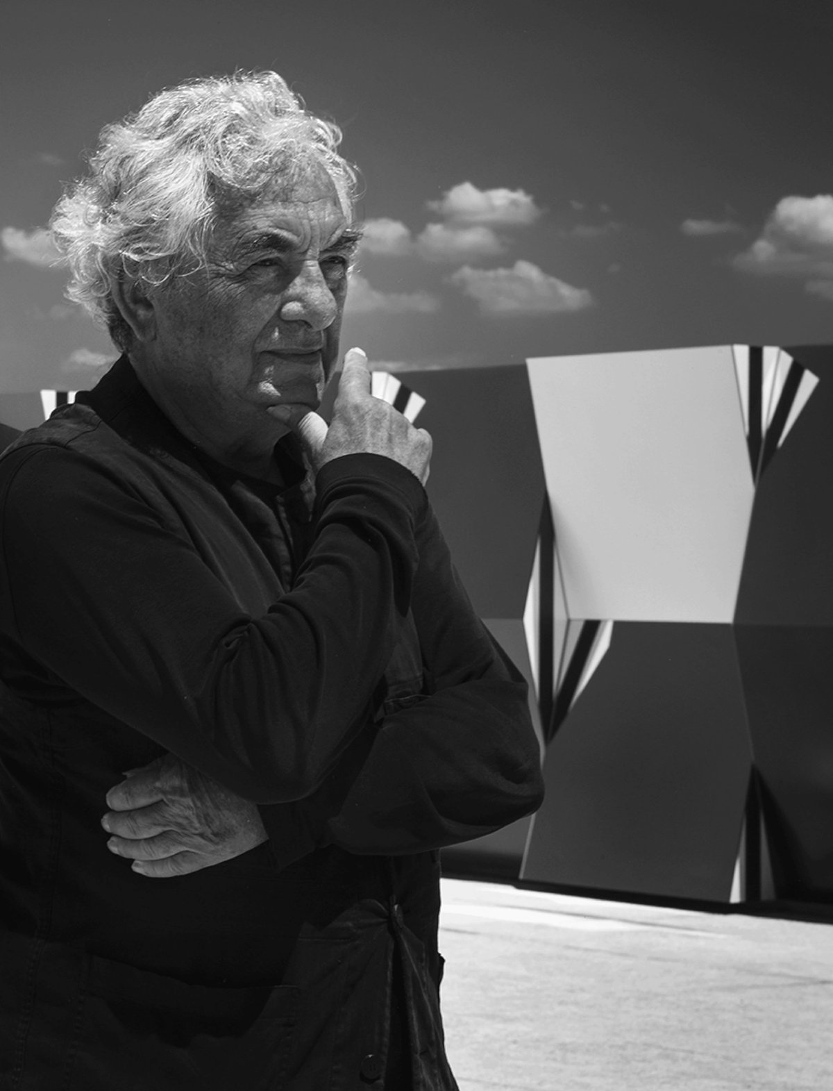 Daniel Buren, MaMO, Cité radieuse, Marseille, 2014. Courtesy de l’artiste et de la Galleria Continua. Photo : Sébastien Véronèse