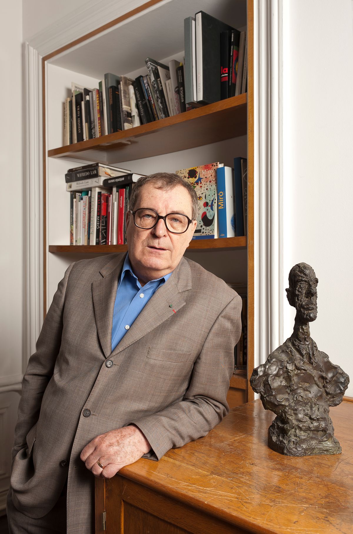 Le galeriste Daniel Lelong, le 14 mai 2009. Galerie Lelong