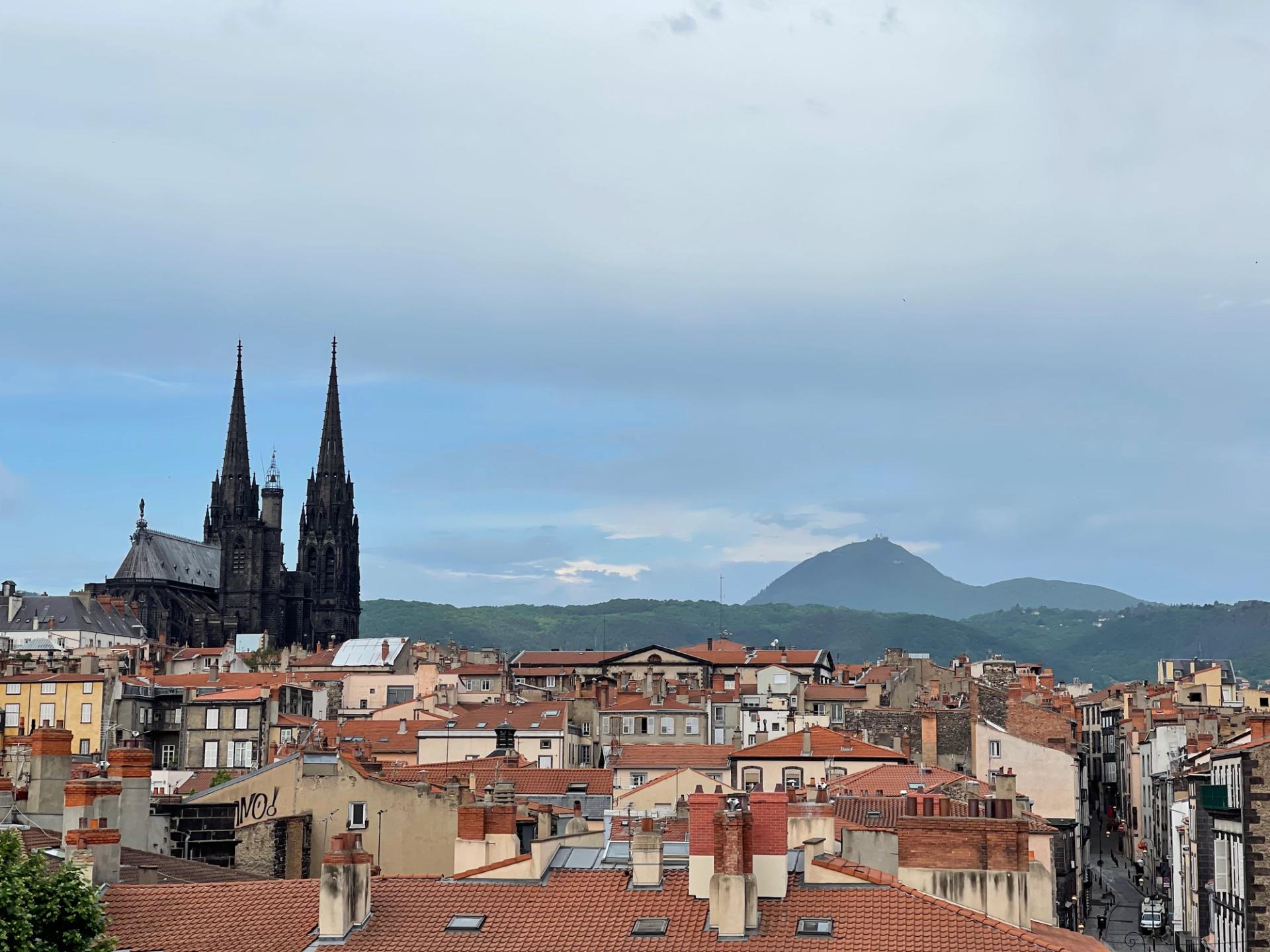 Clermont-Ferrand – Massif central 2028 est l'une des neuf candidates au titre de capitale européenne de la culture. Photo : Philippe Régnier