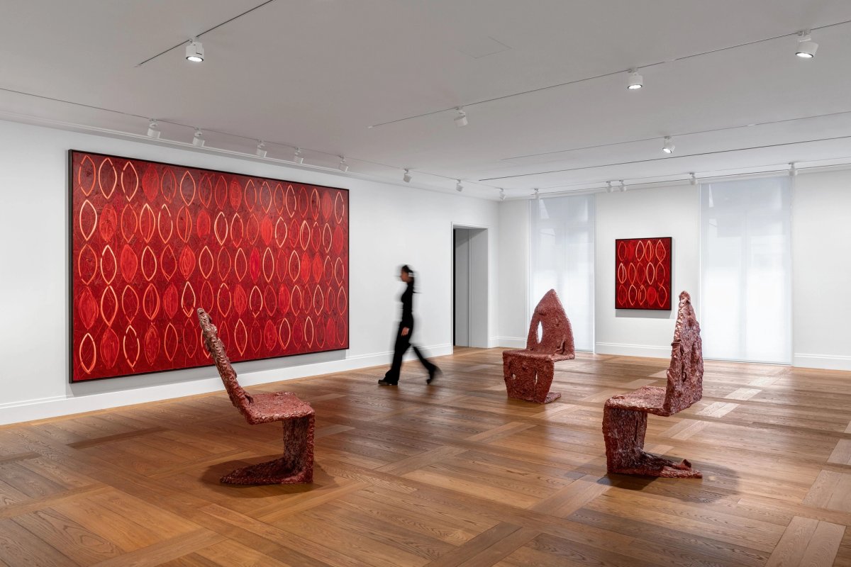 Vue de l’exposition « Rashid Johnson. Anima » chez Hauser & Wirth Paris, 2024. © Rashid Johnson. Courtesy the artist and Hauser & Wirth. Photo : Nicolas Brasseur