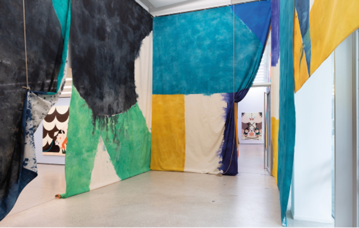 Vue d’exposition, « La Société des spectacles », Fondation d’entreprise Pernod Ricard, Paris, 2024. Courtesy de la Fondation d’entreprise Pernod Ricard. Photo Léa Guintrand