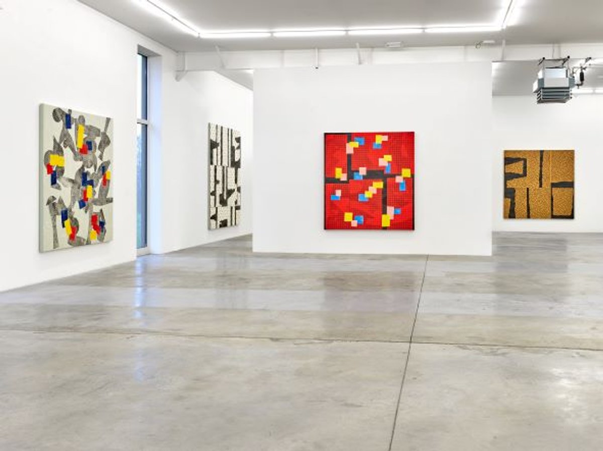 Yves Zurstrassen, vue de l'exposition Ten Years, 2023. © Studio Remi Villaggi. Courtesy galerie Ceysson & Bénétière.