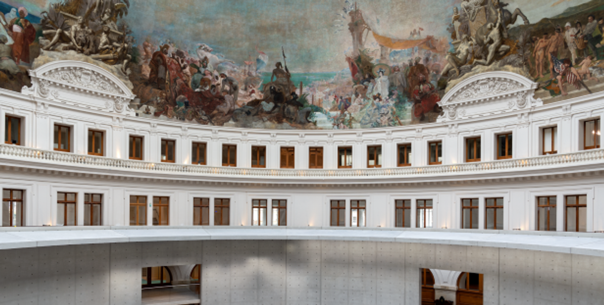 Vue de la Bourse de Commerce - Pinault Collection, à Paris. Photo: Marc Dommage. Courtesy Bourse de Commerce - Pinault Collection. © Tadao Ando Architect & Associates, NeM / Niney & Marca Architectes, Agence Pierre-Antoine Gatier, Setec Bâtiment