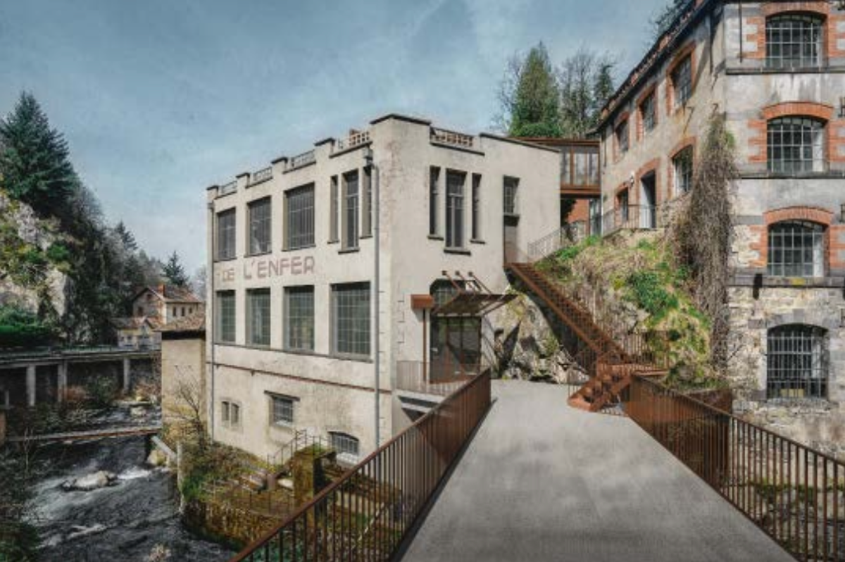Les usines du Creux de l’Enfer (à gauche) et du May (à droite) après la restauration. © Fabre/Speller