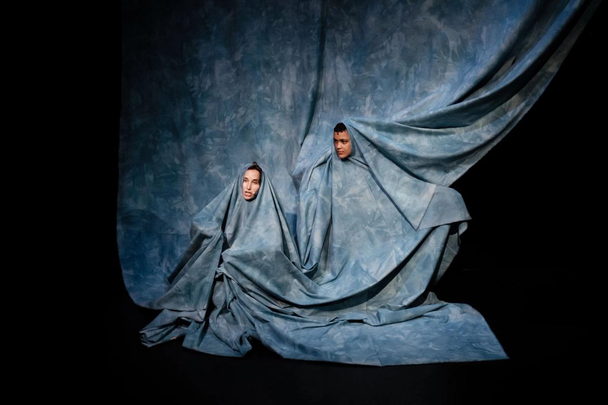 Pauline L. Boulba & Aminata Labor. © Alban Van Wassenhove