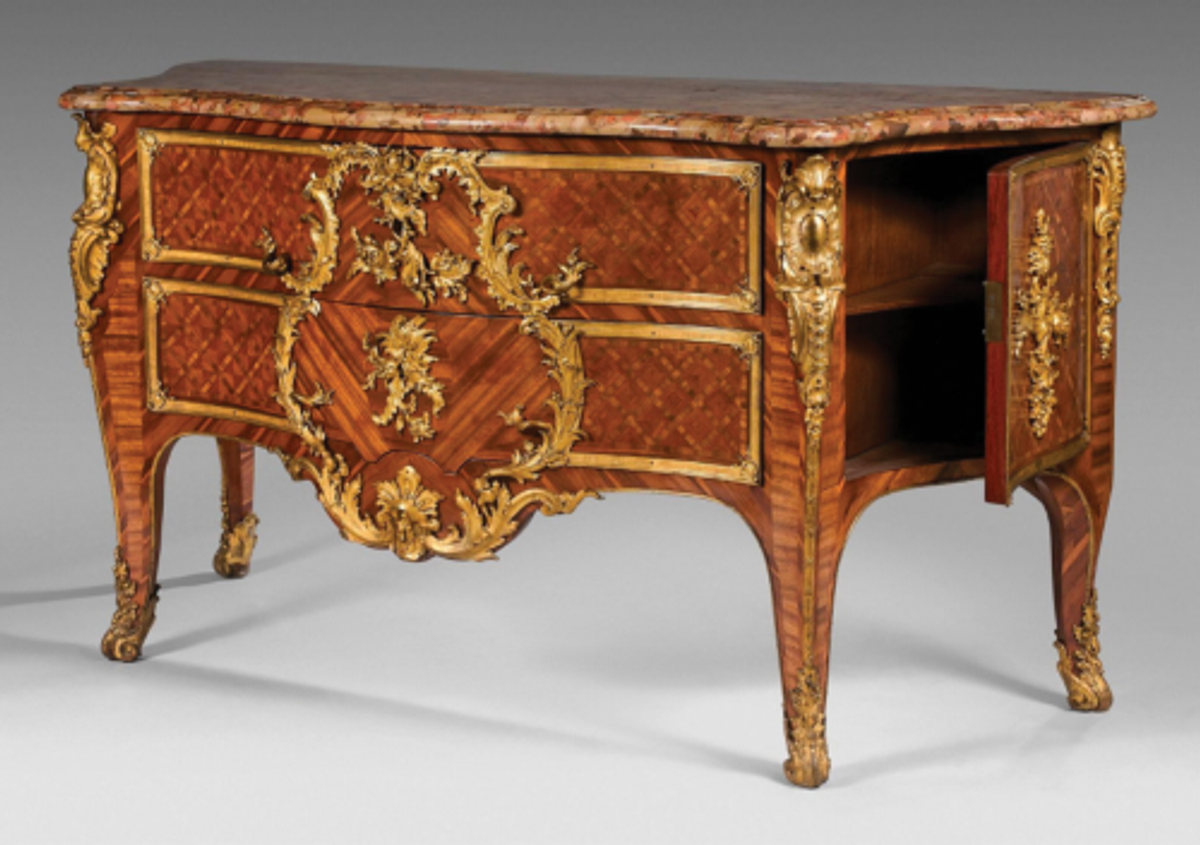 Mathieu Criaerd, commode à la Régence, XVIIIe siècle, placage de satiné et de bois de violette. © Galerie Neuse