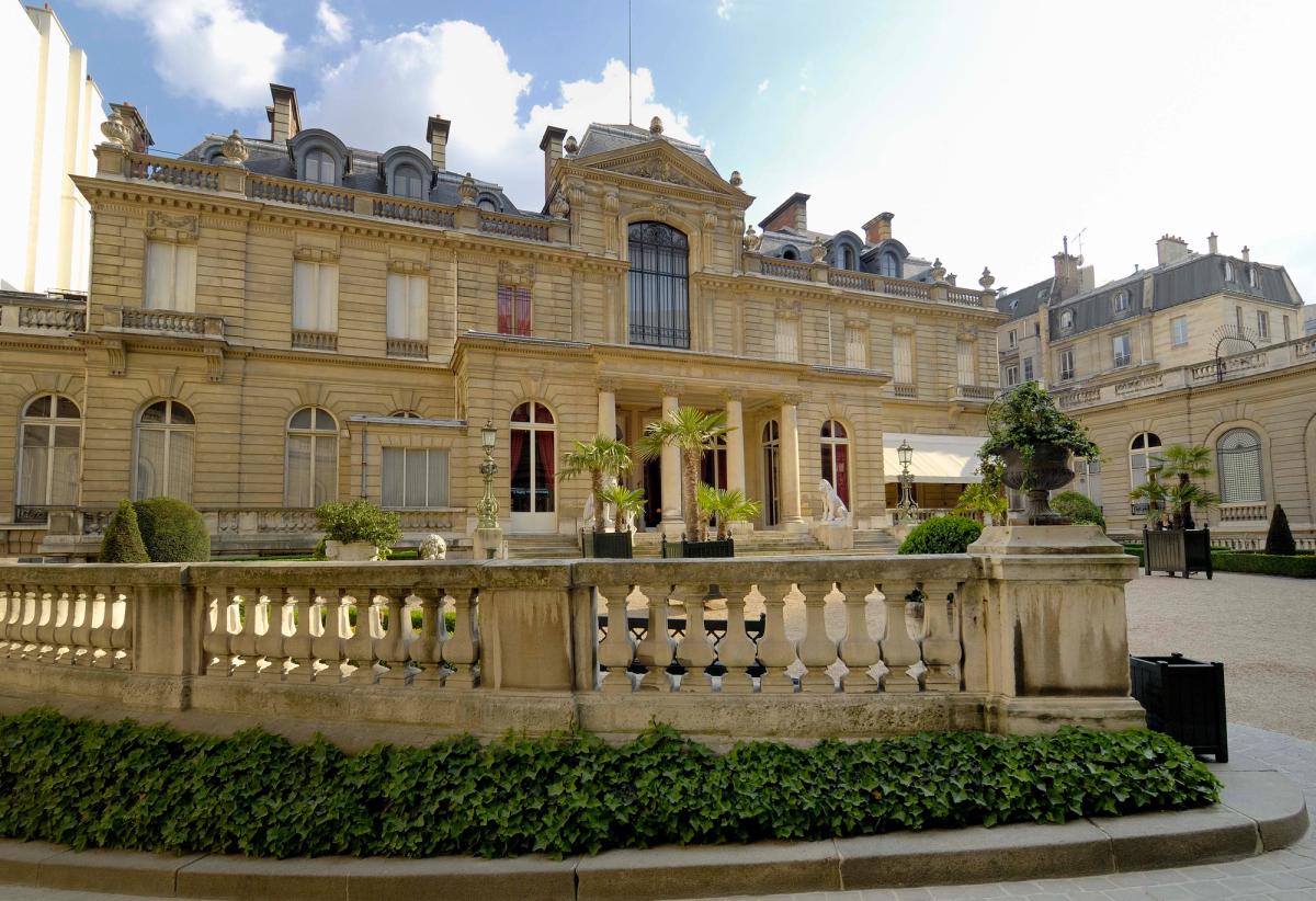 Vue de la façade sur cour du musée Jacquemart-André, à Paris. © Culturespaces. Photo : Charles Duprat