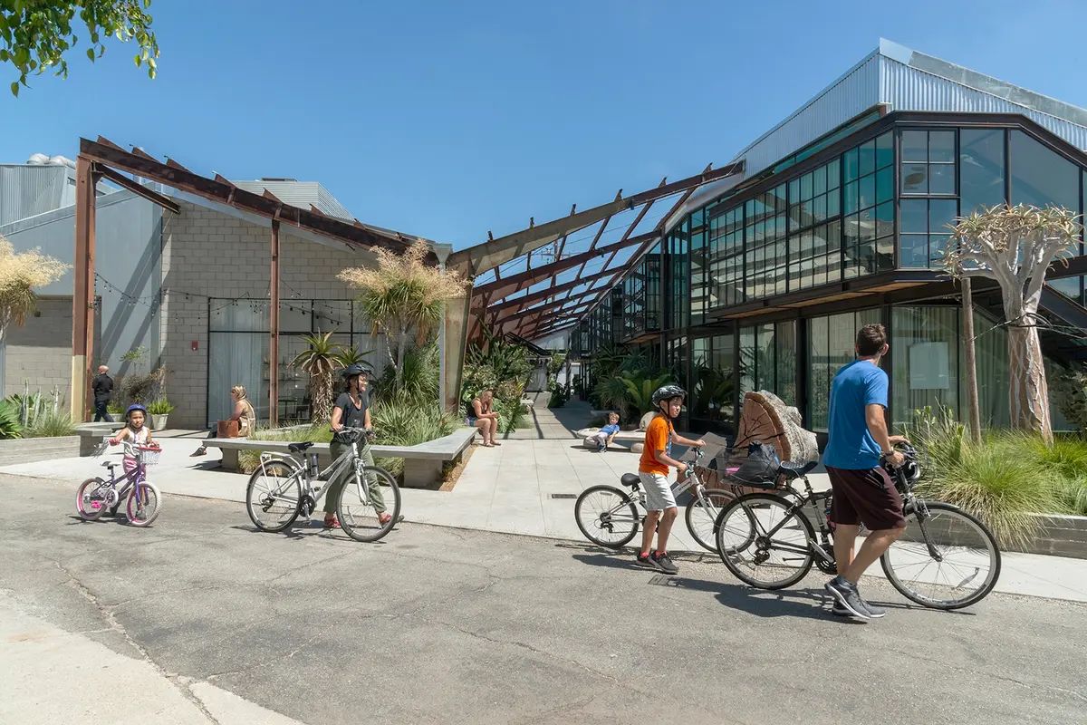 Bergamot Station Arts Center. Photo : Megan Cerminaro pour le Bergamot Station Arts Center