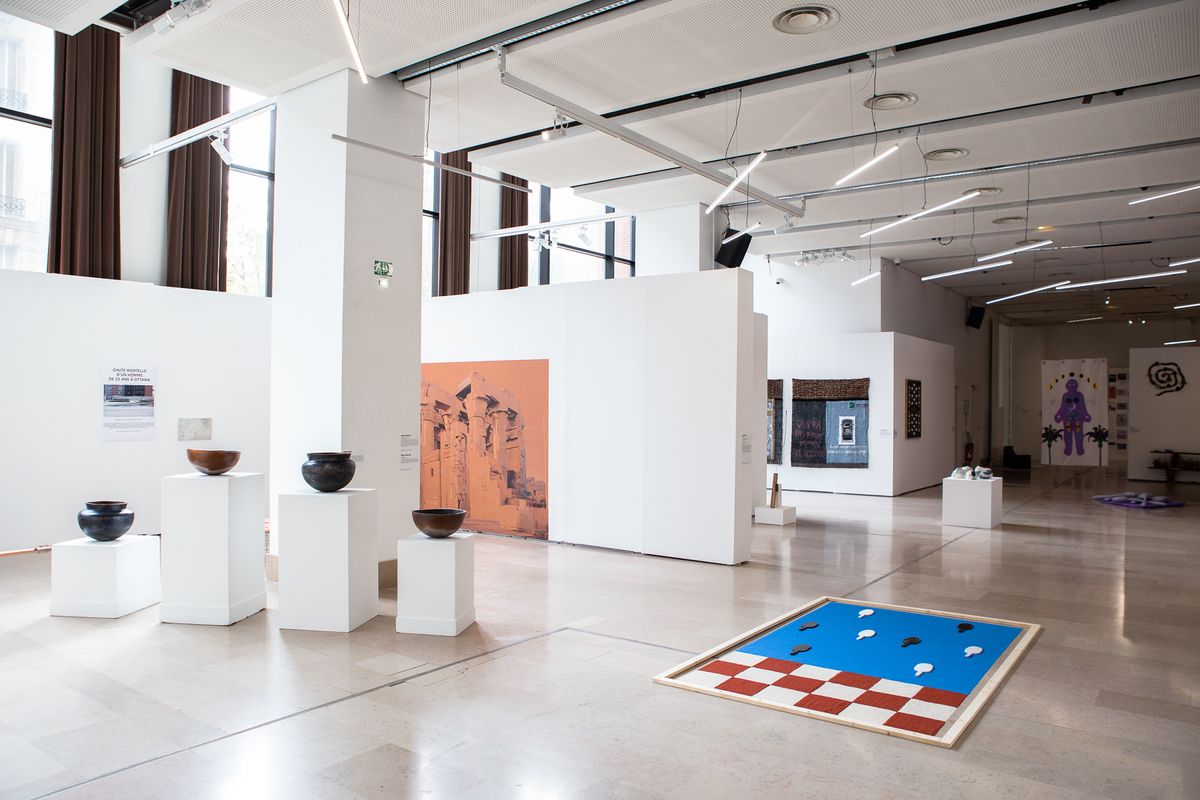 Vue du Salon de Montrouge 2022. © Johnny Yim