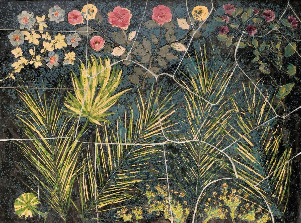 Sam Falls, Paradise, 2025, céramique et verre. Courtesy de l’artiste et de la Galerie Eva Presenhuber, Zurich/Vienne. Photo Ed Mumford