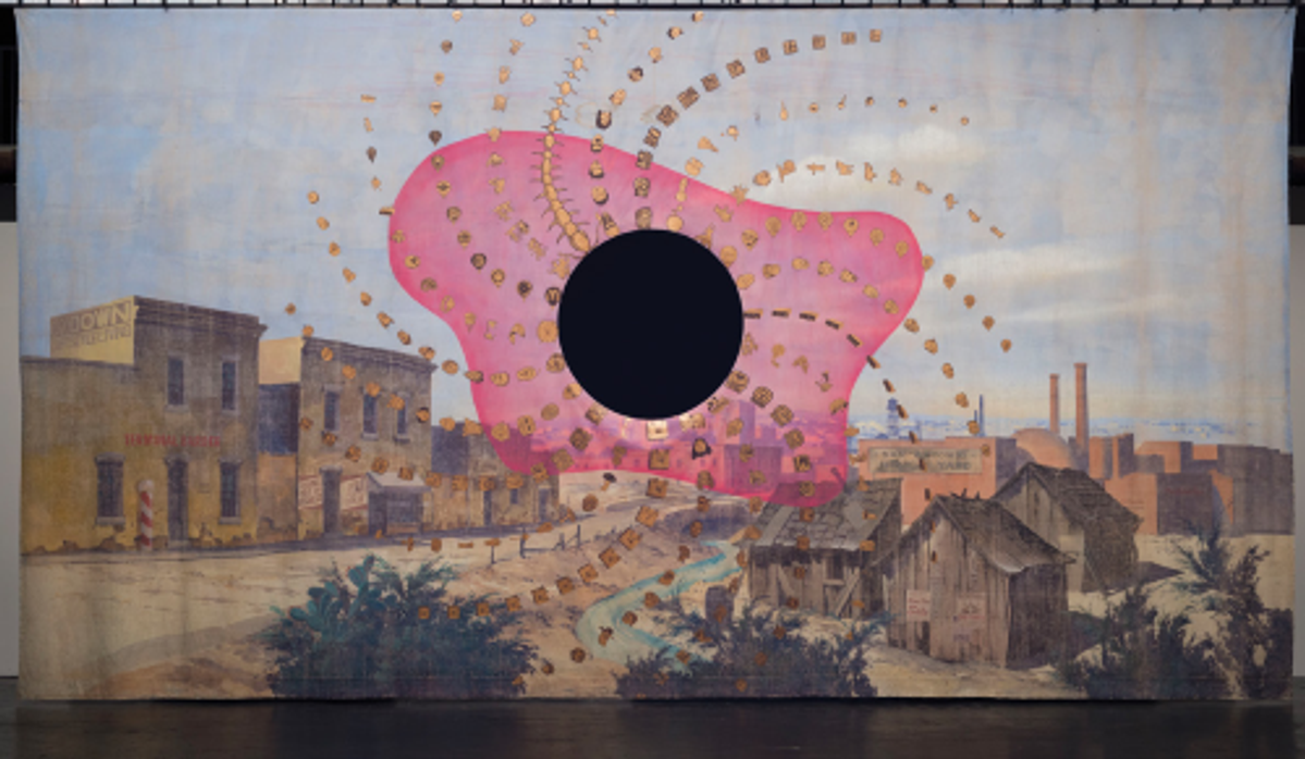 Jim Shaw, Montezuma’s Revenge, 2007, peinture sur rideau de théâtre, CAPC, musée d’Art contemporain de Bordeaux. Photo Frédéric Deval/Mairie de Bordeaux