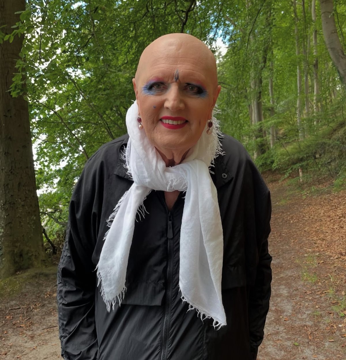 Eva, moitié du duo Eva & Adele. Photo : Instagram evaandadele