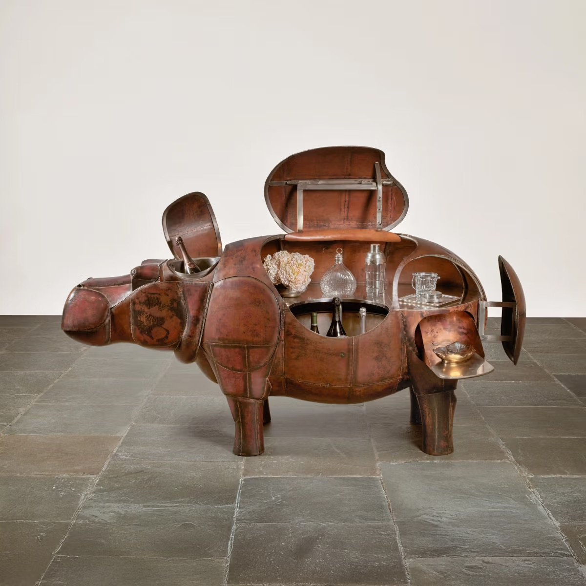 François-Xavier Lalanne, Hippopotame Bar, pièce unique, 1976. Courtesy Sotheby’s