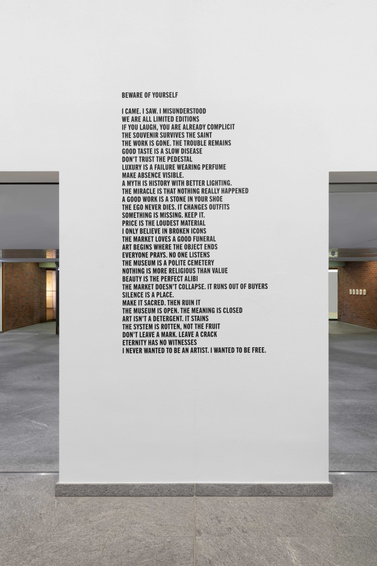 Maurizio Cattelan, BEWARE OF YOURSELF, 2026, dimensions variables. Courtesy de l'artiste et Three Star Books. Photo Sebastiano Pellion di Persano