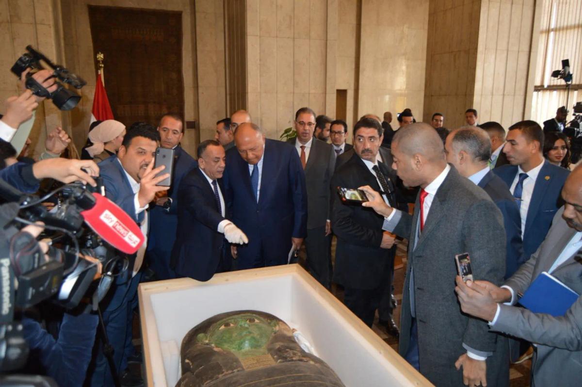 Cérémonie de rapatriement du sarcophage. Courtesy Ministère égyptien des Affaires étrangères