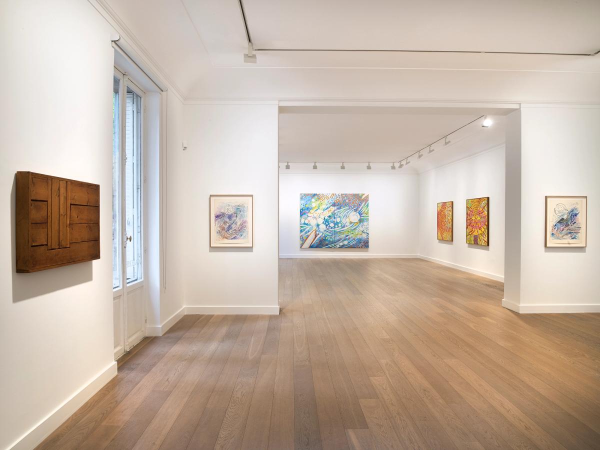 Vue de l’exposition « Mildred Thompson : L’appel de la Lumière » à la Galerie Lelong & Co. à Paris. © The Estate of Mildred Thompson / Courtesy Galerie Lelong & Co. Photo : Fabrice Gibert