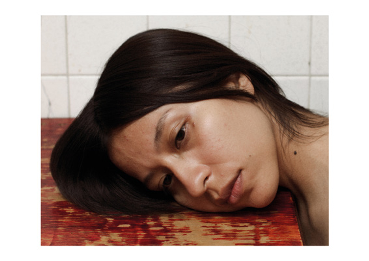 Felipe Romero Beltrán, BODIES, Grecia Evangelina. Thom’s house, 2021-2024, impression lambda. © Felipe Romero Beltrán. Courtesy de Hatch, Paris, et de Klemm’s Berlin