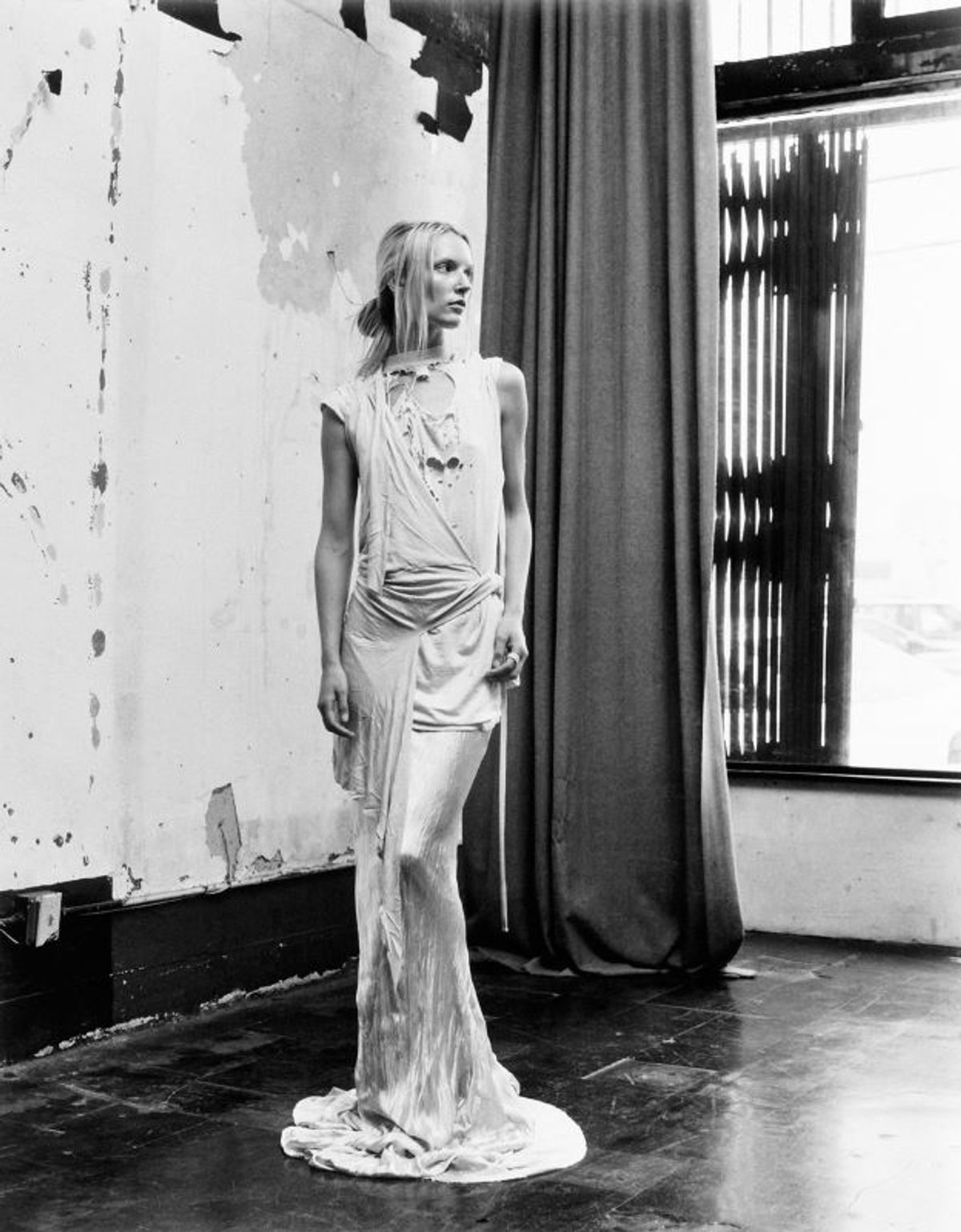 Rick Owens, collection « Slab », automne-hiver 2001, Faye, Las Palmas avenue, Hollywood, Los Angeles, États-Unis, 2021. Photo Gino sullivan