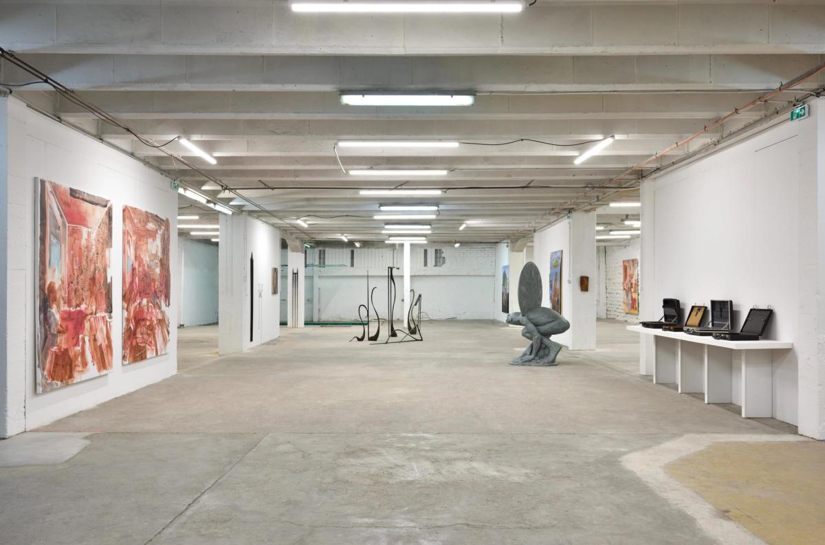 Vue de l’exposition « Hit Again », Bourse Révélations Emerige 2023, à Paris. Courtesy Fonds de dotation Emerige