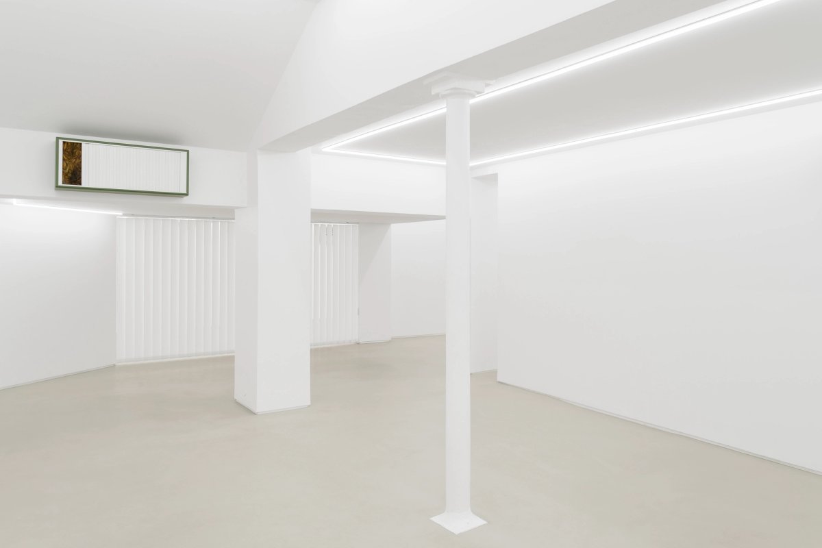Philip Seibel, Gehäuse (Shutter), 2024. Courtesy of the artist & Lo Brutto Stahl, Paris