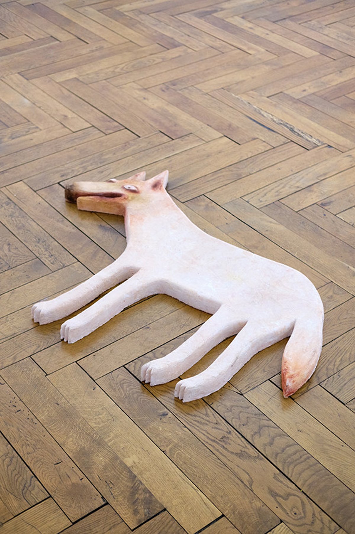 Zohreh Zavareh, Le Nommé chien plat, 2019. Courtesy de l’artiste. Photo: Luc Bertand.