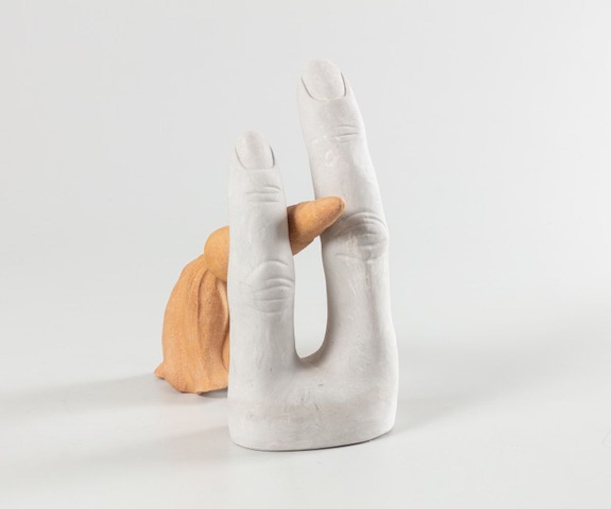 Genesis Belanger, Carrot and Fingers, 2016, céramique. Estimé 5 000 à 7 000 euros. Courtesy Sotheby’s