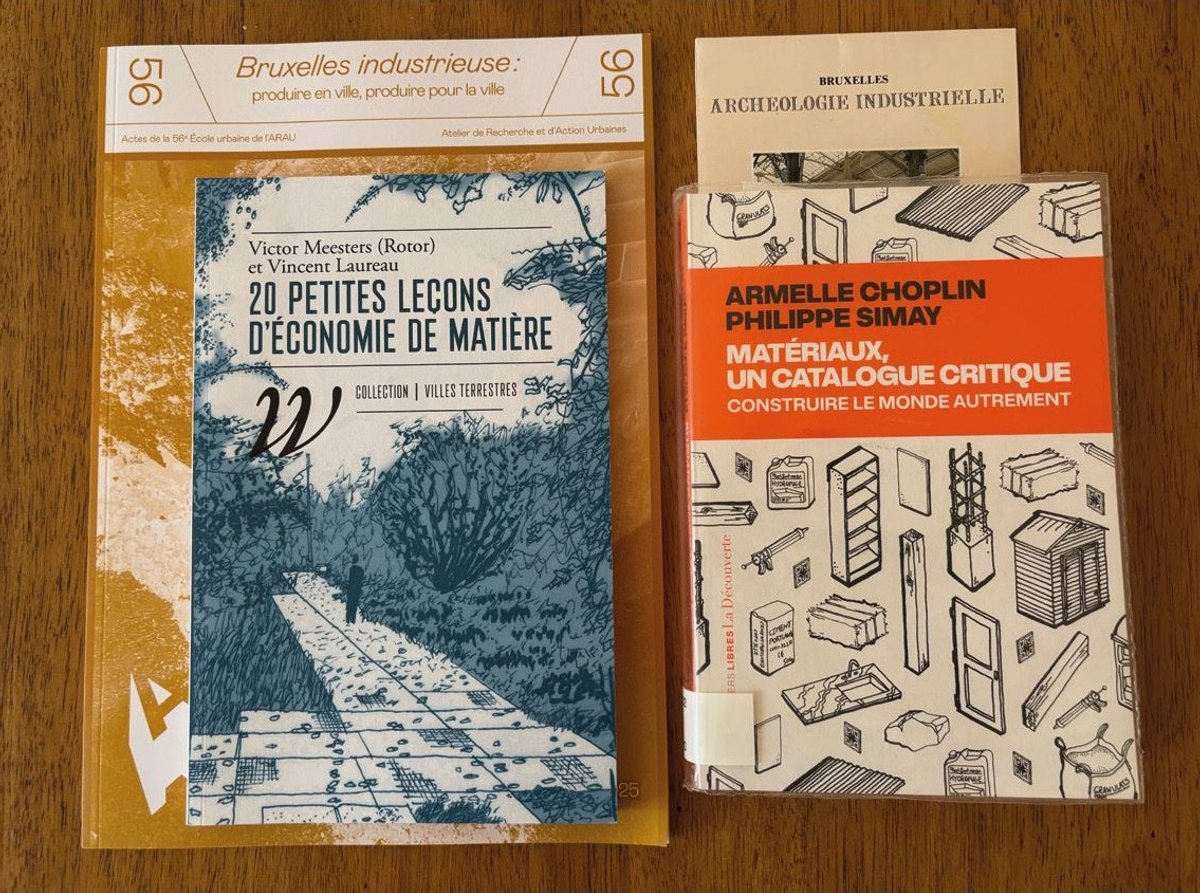 Sélection de livres par Emmanuel Tibloux. Photo Emmanuel Tibloux
