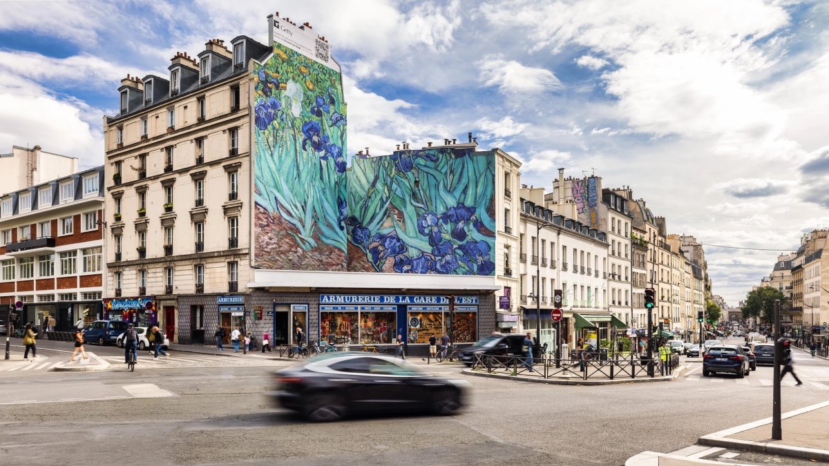 Les Iris de Van Gogh à la Gare de l'Est © L'Art dans la Ville