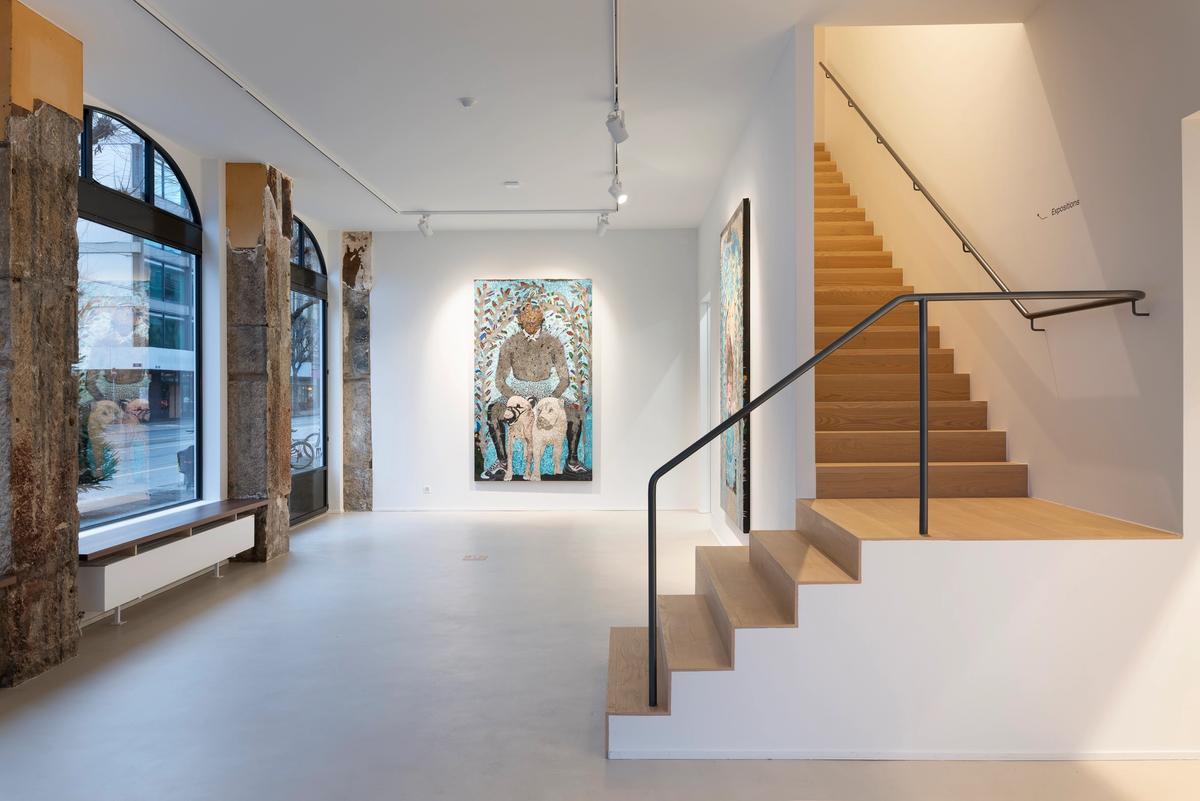 « Omar Ba – Engrenages », vue d’exposition, Wilde Gallery, Genève, 2024. Photo Éric Bergoend