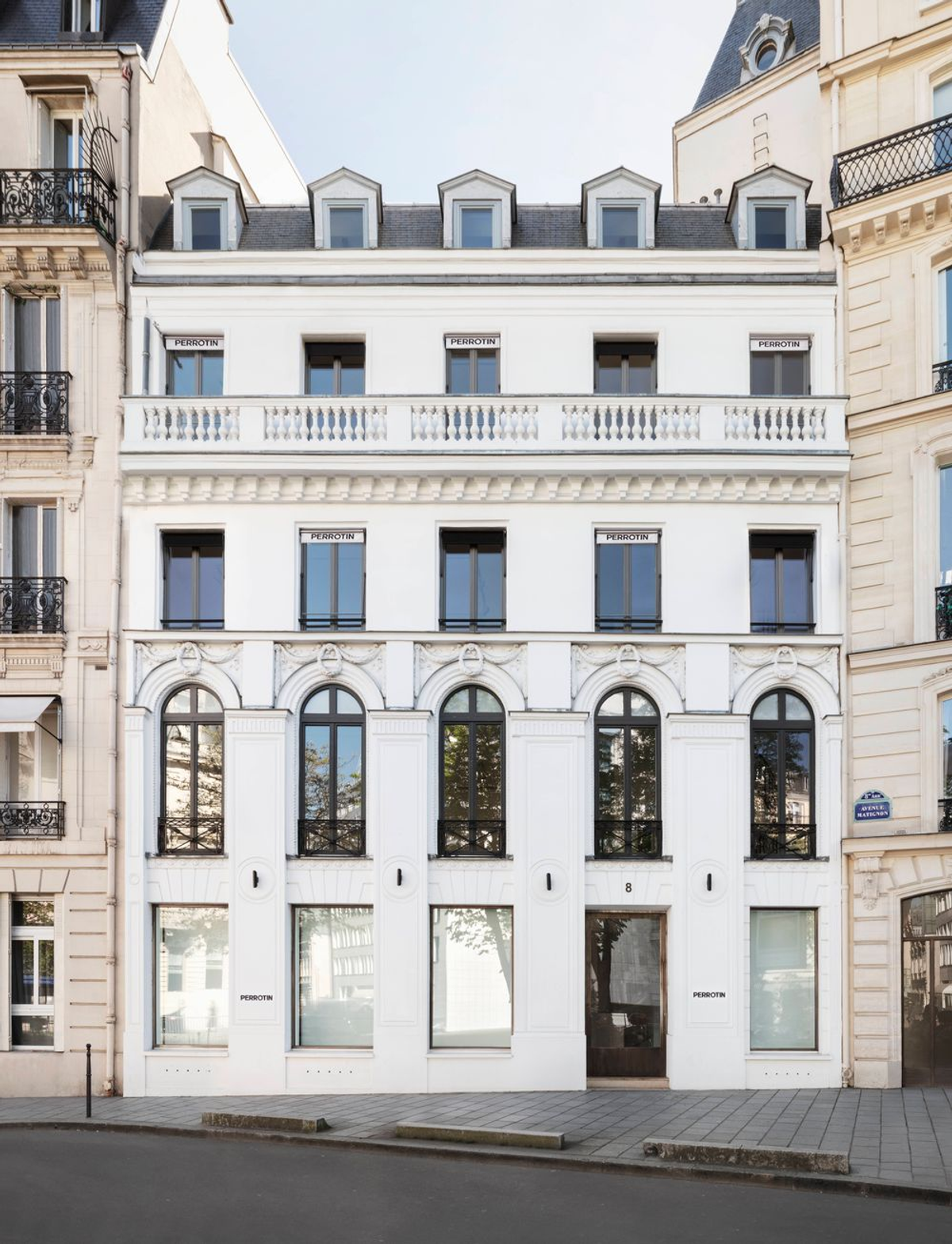 La galerie Perrotin du 8 avenue Matignon. Photo galerie Perrotin