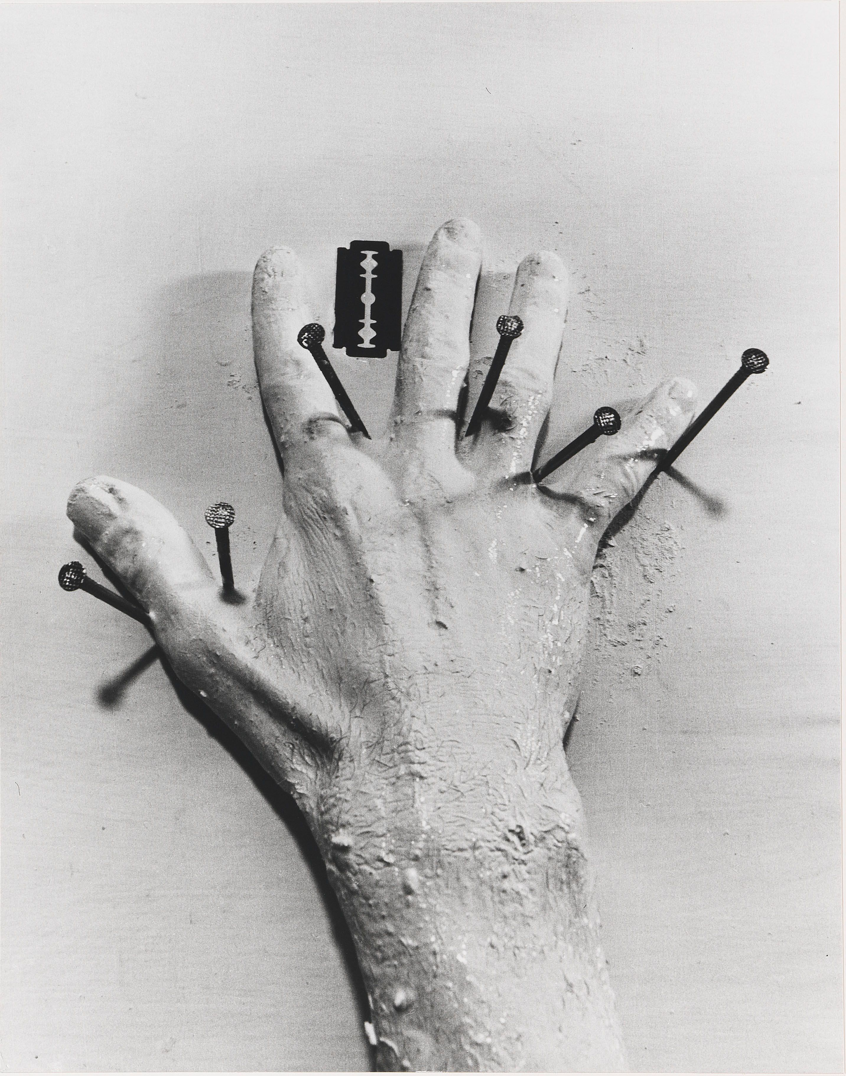 Günter Brus, Der helle Wahnsinn, 1968 Photo : Henning Wolters.