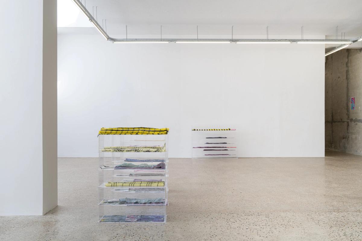 Vue de l’exposition « Anne Bourse : Dissociation » chez Crèvecœur, 2025. Courtesy of the artist and Crèvecœur, Paris. Photo Holly Fogg