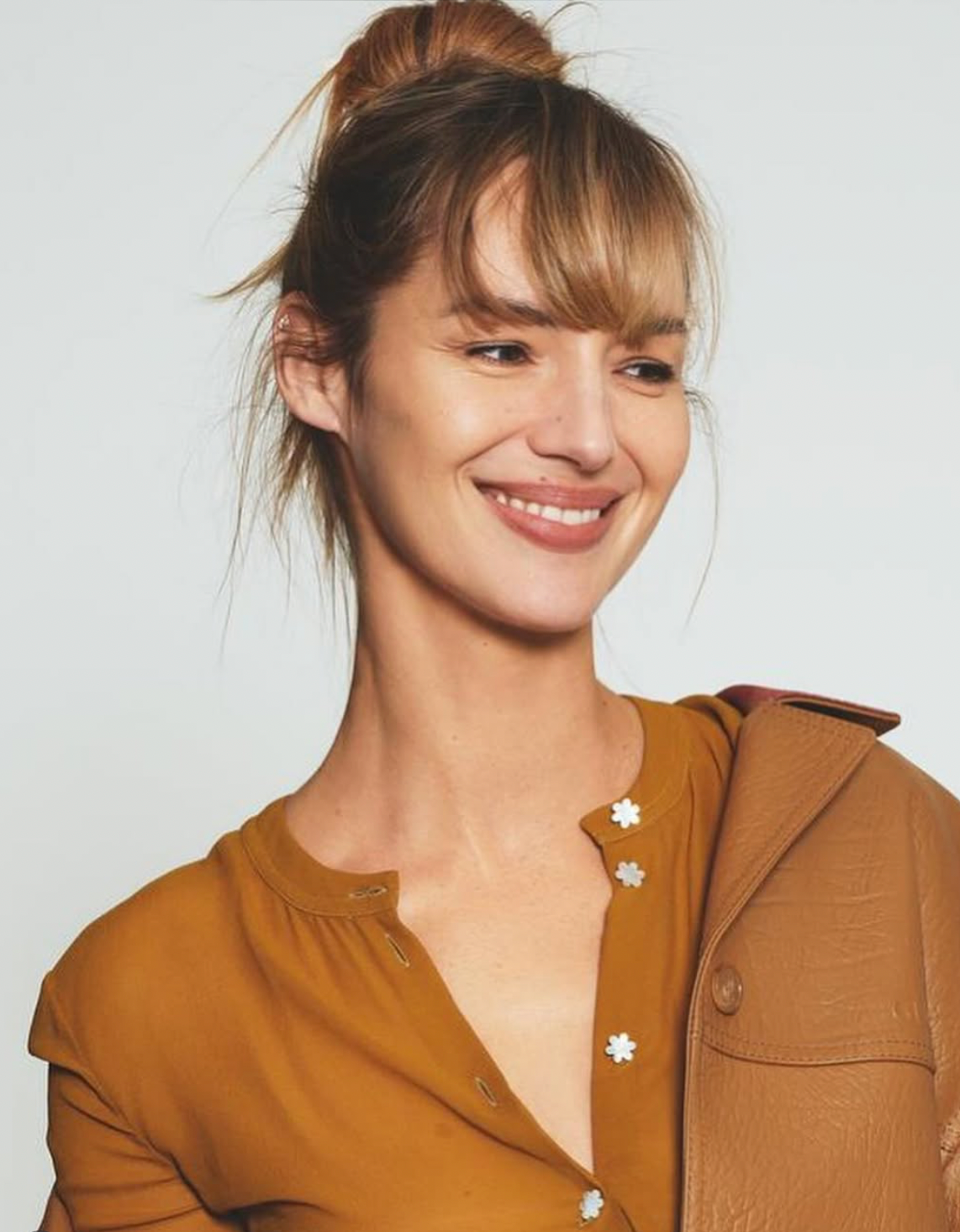 Louise Bourgoin, présidente du jury Her Art Prize 2026. Instagram @louisebourgoin_