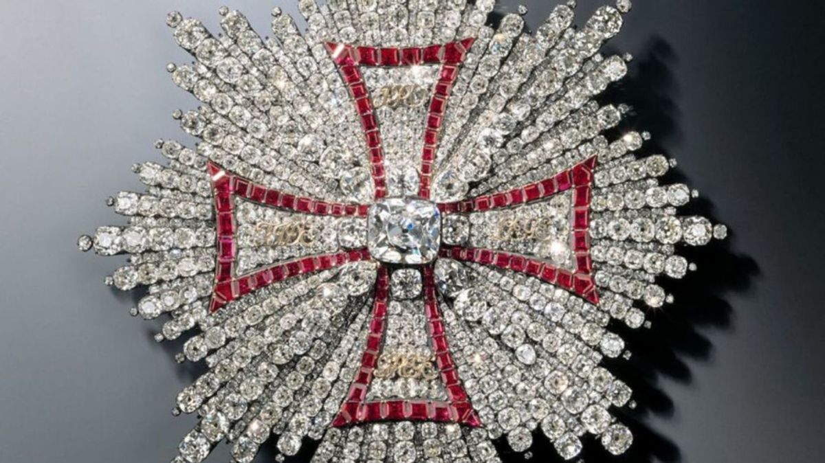 L’étoile de l’ordre polonais de l’Aigle blanc volée lors du casse du musée de la Voûte verte (Dresde, Allemagne). © Grünes Gewölbe, Staatliche Kunstsammlungen Dresden