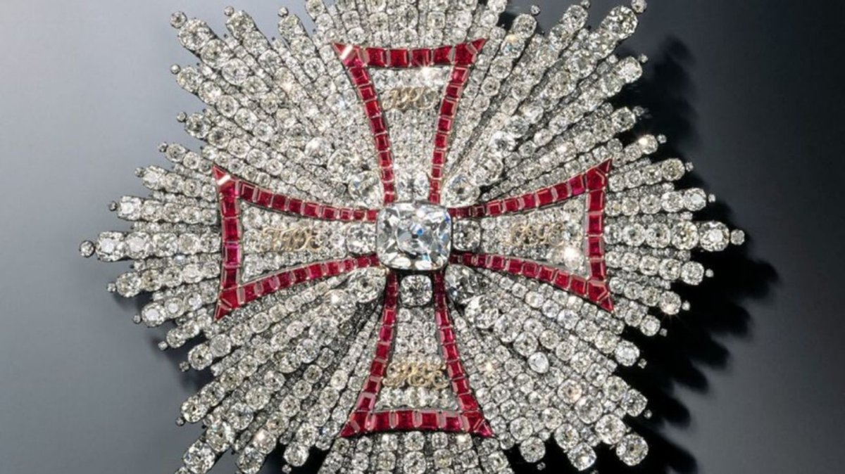 L’étoile de l’ordre polonais de l’Aigle blanc volée lors du casse du musée de la Voûte verte (Dresde, Allemagne). © Grünes Gewölbe, Staatliche Kunstsammlungen Dresden