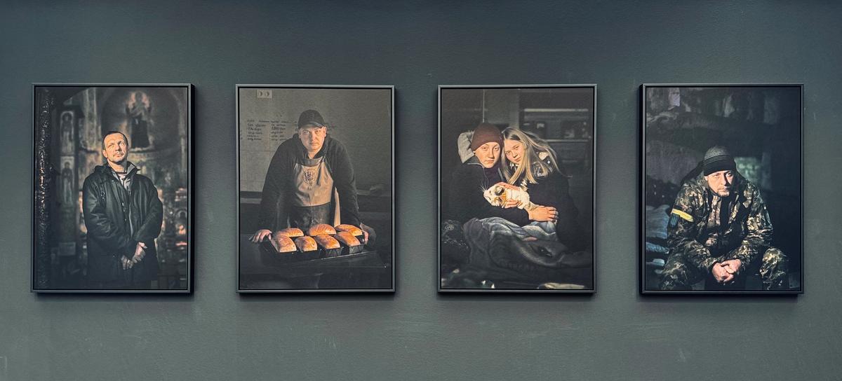 Alexander Chekmenev, Citizens of Kyiv, exposé au Hangar. Photo D.R. Courtesy de l'artiste