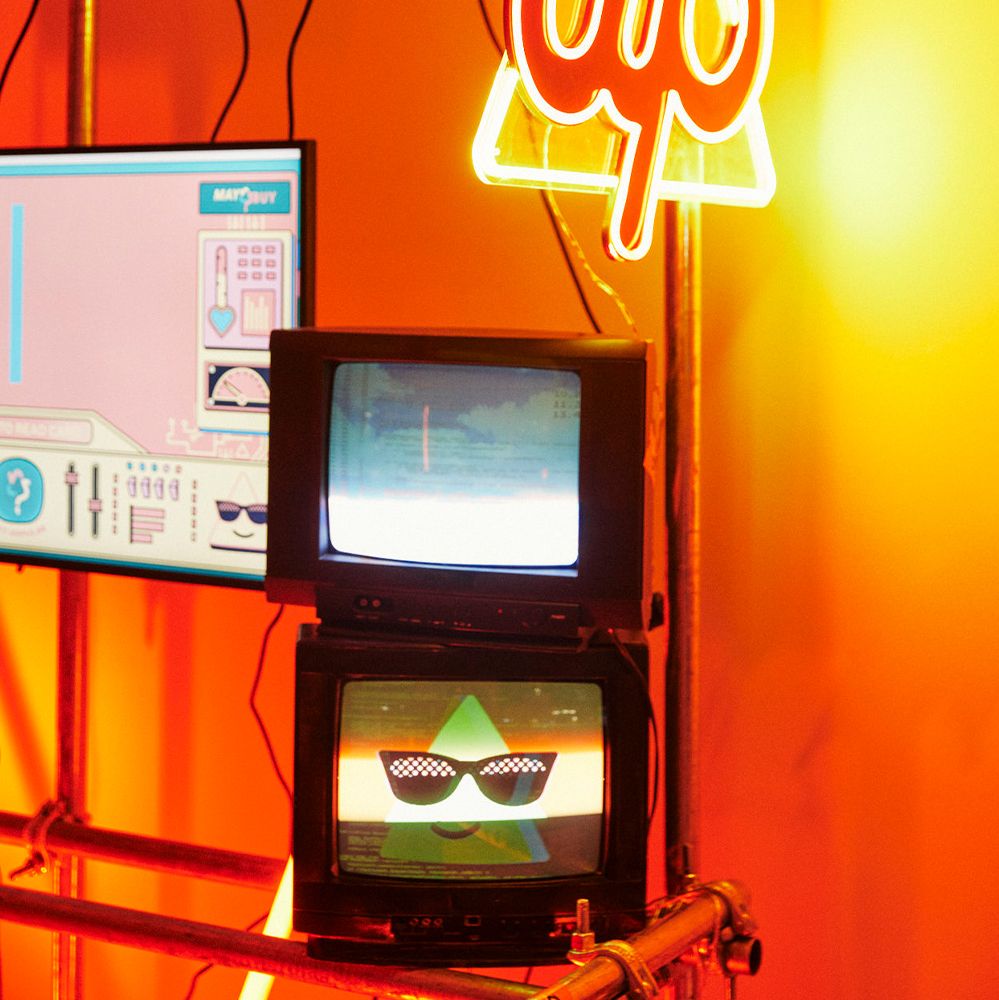Visual media content