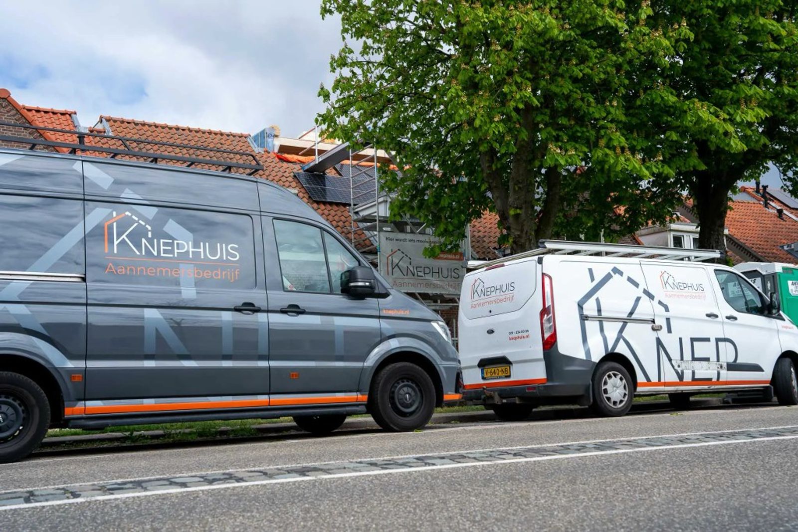 Bedrijfsbussen van Aannemersbedrijf Knephuis
