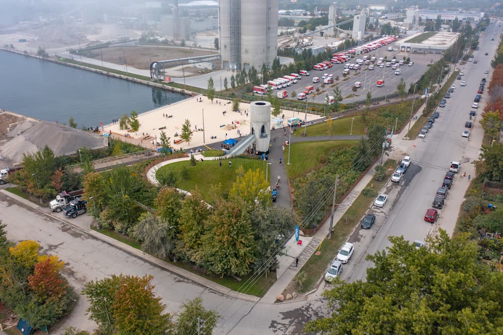 An arial photo of Leslie Lookout Park.