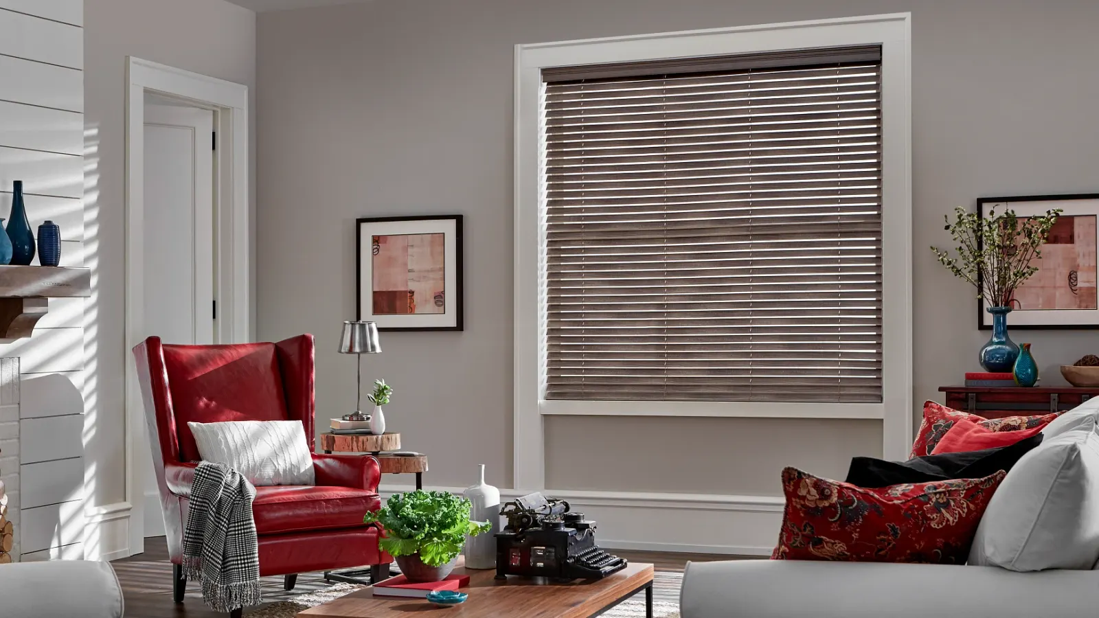 Aluminum mini blinds
