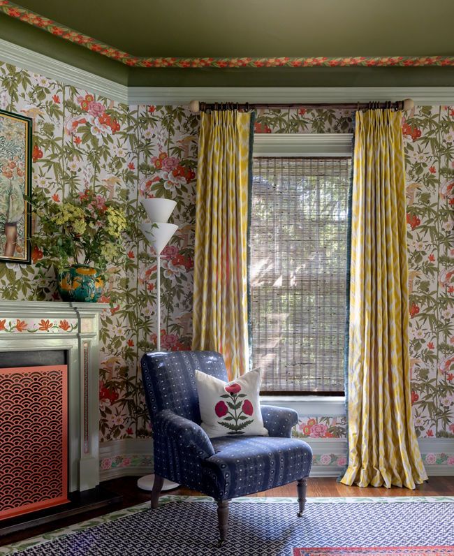 photo: isabel-provenance-charleston-lantern-glow5:vertical-9-11