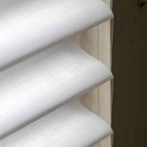 photo: hcarter-silhouette-detail-01:square-md