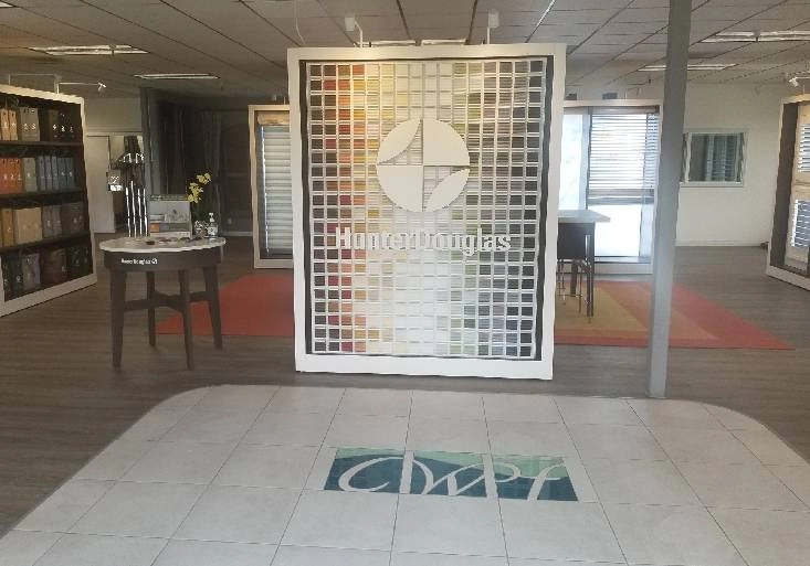 Hunter Douglas Dealer Image